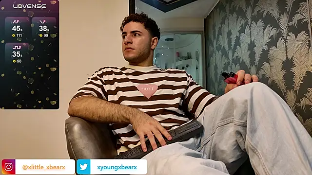 xlittle xbearx online show from December 27, 2024, 2:58 am