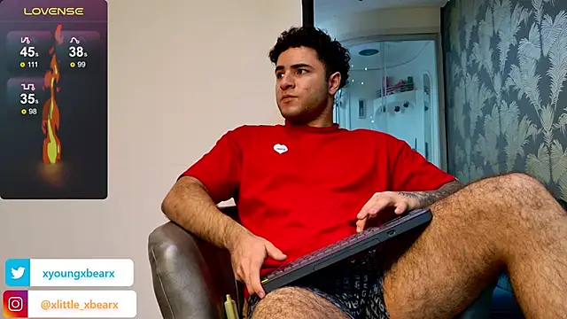 xlittle xbearx online show from February 28, 2025, 3:37 am