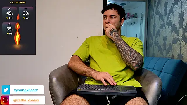 xlittle xbearx online show from March 16, 2025, 12:56 am