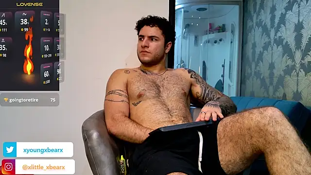 xlittle xbearx online show from March 16, 2025, 7:04 am