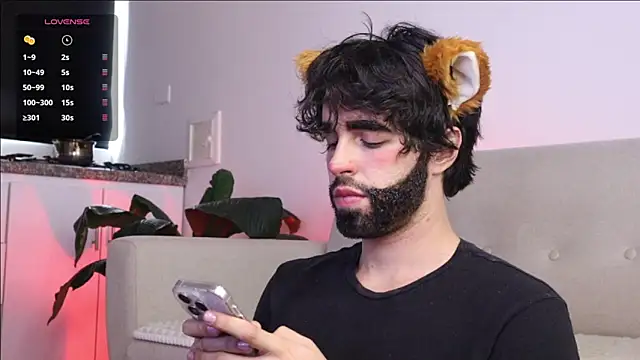 juan rizzo online show from October 10, 2025, 5:23 pm