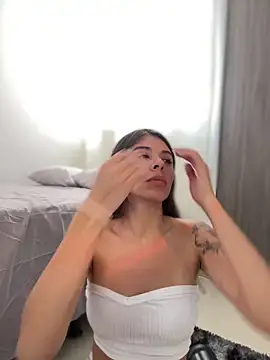 AmmyCollinsW online show from December 3, 2024, 7:33 pm