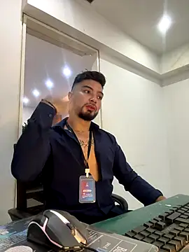 Snapshot of _tony8 chatting on November 29, 2025, 3:04 pm tony8 online show from November 29, 2025, 3:04 pm