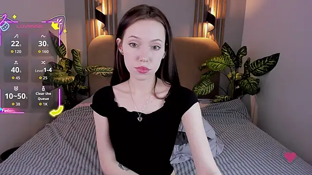 Snapshot of NikkiMiltons chatting on September 25, 2025, 2:10 pm NikkiMiltons online show from September 25, 2025, 2:10 pm