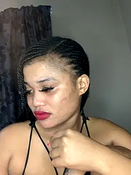 cardibabe online show from December 14, 2025, 9:41 pm