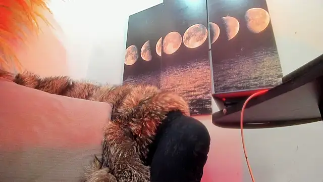 ALICEPOIXXXON online show from November 9, 2025, 3:49 am