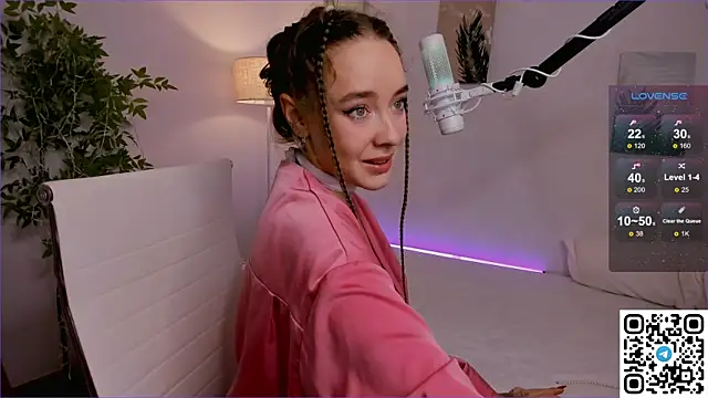 Snapshot of AngelPaull chatting on October 12, 2025, 10:31 pm AngelPaull online show from October 12, 2025, 10:31 pm