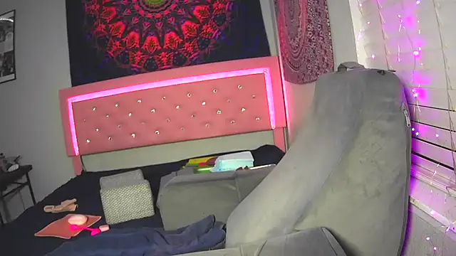 Snapshot of Tatithegoddess chatting on March 21, 2026, 10:31 am Tatithegoddess online show from March 21, 2026, 10:31 am