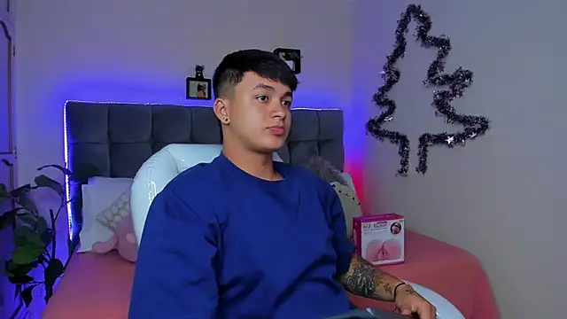 Cristopher strong online show from January 8, 2025, 12:37 pm