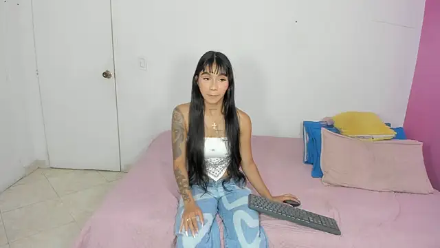 antonella bonne online show from January 22, 2025, 7:13 pm