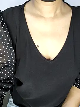 Ms Neera online show from February 17, 2025, 1:32 pm