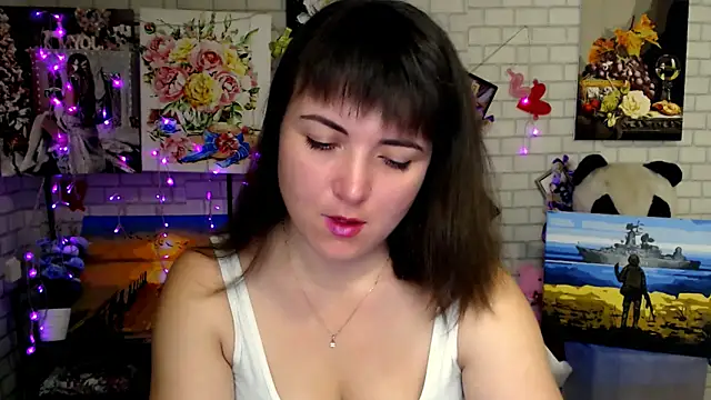 Darina M  online show from November 30, 2025, 4:27 am