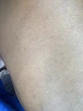 Snapshot of DarkBerry87 chatting on October 3, 2025, 6:43 am DarkBerry87 online show from October 3, 2025, 6:43 am