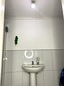 Snapshot of DarkBerry87 chatting on October 7, 2025, 6:27 pm DarkBerry87 online show from October 7, 2025, 6:27 pm