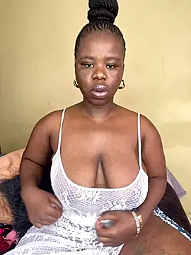 Snapshot of DarkBerry87 chatting on October 18, 2025, 10:38 am DarkBerry87 online show from October 18, 2025, 10:38 am