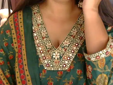 sanam rose online show from October 21, 2025, 2:18 pm