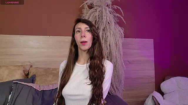 luna willians online show from April 27, 2026, 5:55 pm