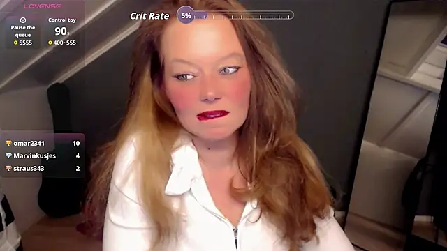 roxanna24 online show from April 7, 2026, 6:52 pm