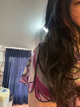 Snapshot of Freya_Artemisa chatting on September 28, 2025, 6:35 pm Freya Artemisa online show from September 28, 2025, 6:35 pm