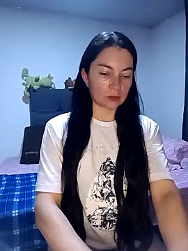 renata hot1 online show from October 14, 2025, 1:17 am