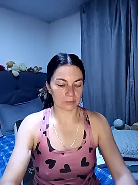 renata hot1 online show from May 2, 2026, 1:10 am