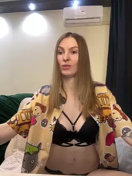 RachelBelI online show from March 18, 2025, 11:20 pm