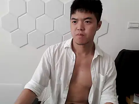 Snapshot of TheDarkPrix chatting on October 7, 2025, 3:20 pm TheDarkPrix online show from October 7, 2025, 3:20 pm