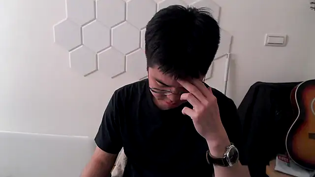 Snapshot of TheDarkPrix chatting on November 3, 2025, 4:19 pm TheDarkPrix online show from November 3, 2025, 4:19 pm