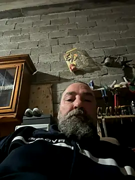 Snapshot of ros217 chatting on November 21, 2025, 4:05 pm ros217 online show from November 21, 2025, 4:05 pm