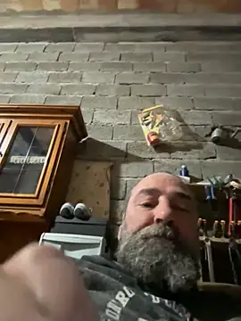 Snapshot of ros217 chatting on November 29, 2025, 4:32 pm ros217 online show from November 29, 2025, 4:32 pm