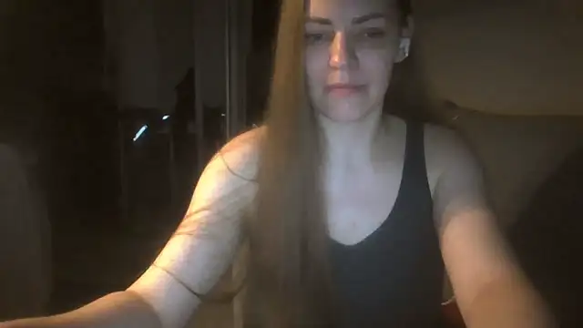 AnnaDiamond1 online show from October 7, 2025, 9:34 pm