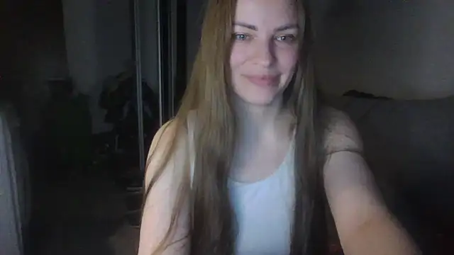AnnaDiamond1 online show from May 6, 2026, 9:20 pm