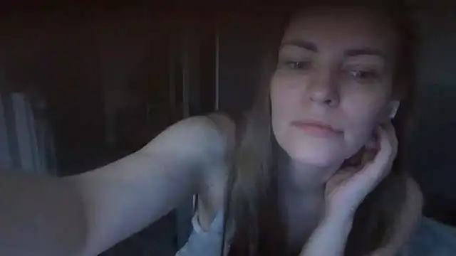 AnnaDiamond1 online show from June 23, 2026, 1:53 pm