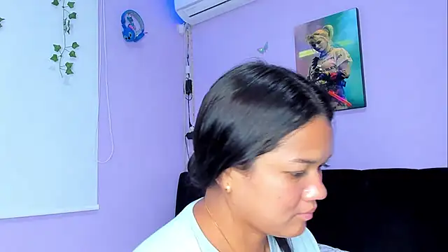 Snapshot of sara_mendez2 chatting on December 24, 2024, 5:16 am sara mendez2 online show from December 24, 2024, 5:16 am