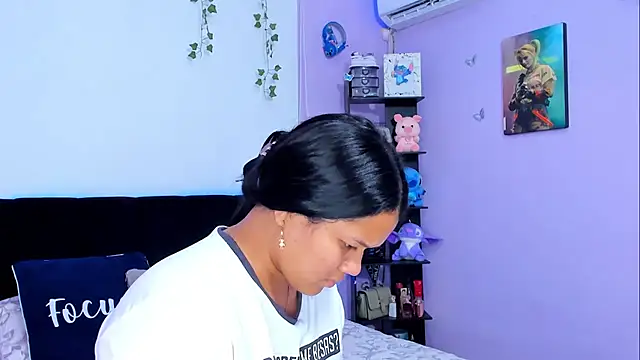Snapshot of sara_mendez2 chatting on January 18, 2025, 11:33 pm sara mendez2 online show from January 18, 2025, 11:33 pm