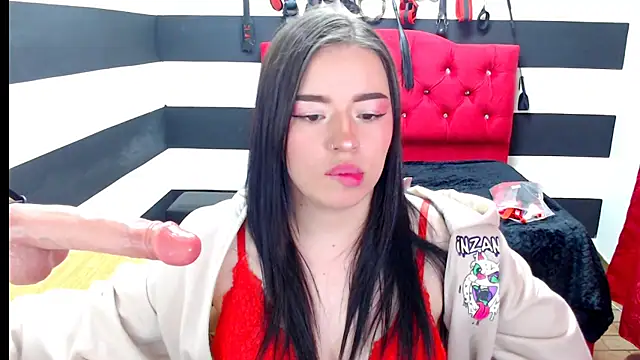 Snapshot of Marian_Ran chatting on January 7, 2025, 9:29 am Marian Ran online show from January 7, 2025, 9:29 am