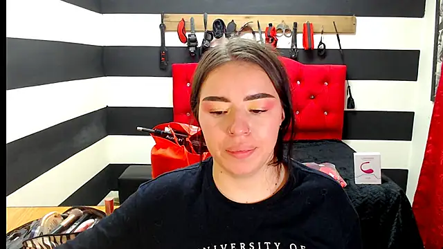 Snapshot of Marian_Ran chatting on January 9, 2025, 3:26 am Marian Ran online show from January 9, 2025, 3:26 am