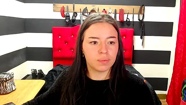 Snapshot of Marian_Ran chatting on January 17, 2025, 3:55 am Marian Ran online show from January 17, 2025, 3:55 am