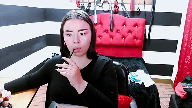 Snapshot of Marian_Ran chatting on January 28, 2025, 3:04 am Marian Ran online show from January 28, 2025, 3:04 am