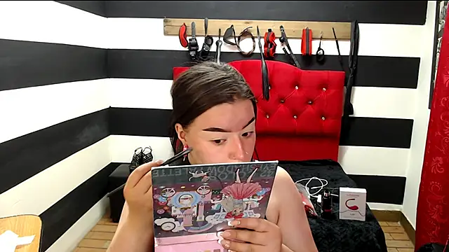 Snapshot of Marian_Ran chatting on January 31, 2025, 3:09 am Marian Ran online show from January 31, 2025, 3:09 am