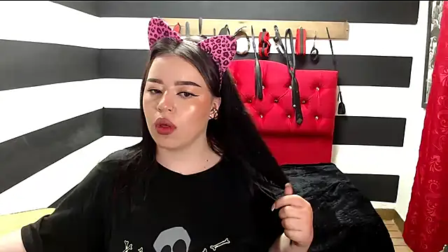 Snapshot of Marian_Ran chatting on February 3, 2025, 7:18 am Marian Ran online show from February 3, 2025, 7:18 am