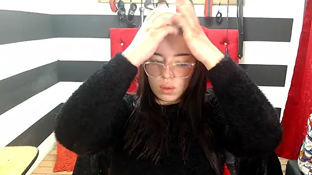 Snapshot of Marian_Ran chatting on March 11, 2025, 3:05 am Marian Ran online show from March 11, 2025, 3:05 am