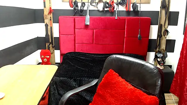 Snapshot of Marian_Ran chatting on March 14, 2025, 6:21 am Marian Ran online show from March 14, 2025, 6:21 am