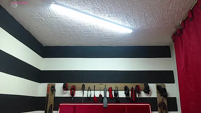 Snapshot of Marian_Ran chatting on October 23, 2025, 3:17 am Marian Ran online show from October 23, 2025, 3:17 am