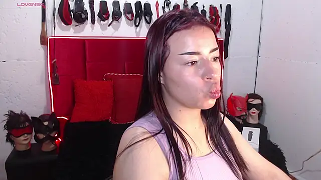 Snapshot of Marian_Ran chatting on November 8, 2025, 12:11 am Marian Ran online show from November 8, 2025, 12:11 am