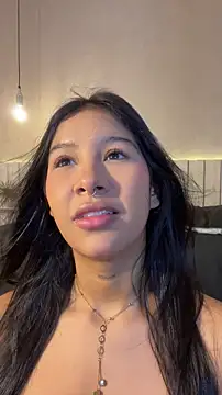 Aida moreno online show from May 4, 2026, 12:12 pm