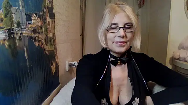 sweet raspberry online show from January 20, 2025, 5:06 pm