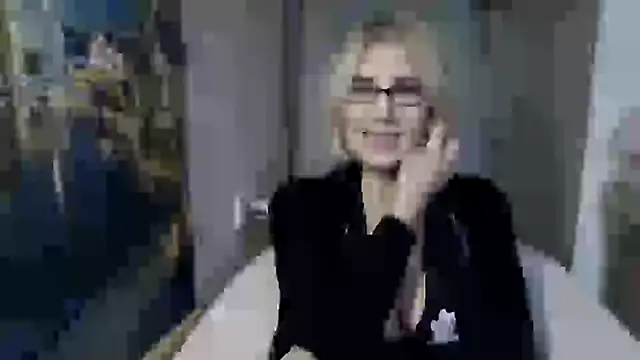 sweet raspberry online show from January 27, 2025, 2:13 pm