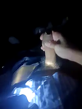 Snapshot of 18cm2hrcarlos chatting on February 12, 2026, 1:55 am 18cm2hrcarlos online show from February 12, 2026, 1:55 am