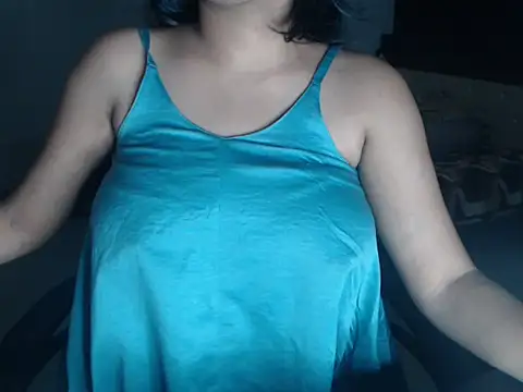 Snapshot of DevilErin chatting on April 8, 2026, 2:17 pm DevilErin online show from April 8, 2026, 2:17 pm